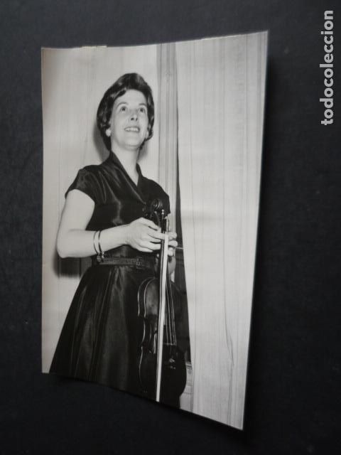 Fotografia antica: BEATRIZ TUSSET DIRECTORA VIOLINISTA ANTIGUA FOTOGRAFIA ORIGINAL 12 X 18 CM
