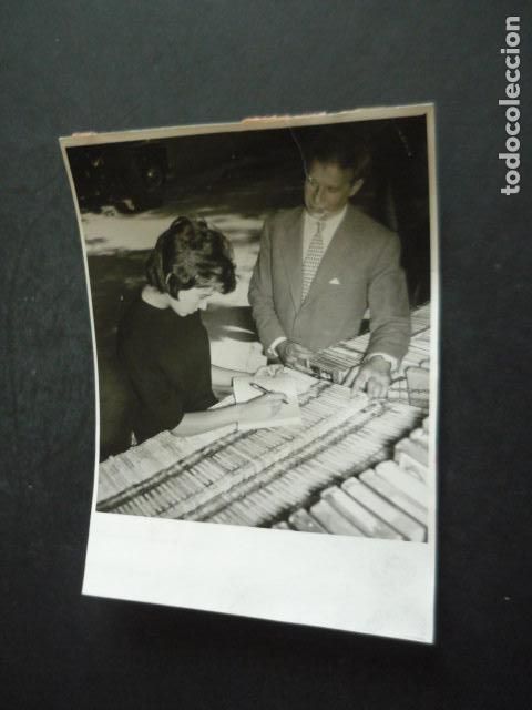 Fotografia antica: NATALIA FIGUEROA ESCRITORA ANTIGUA FOTOGRAFIA ORIGINAL 12 X 17 CM