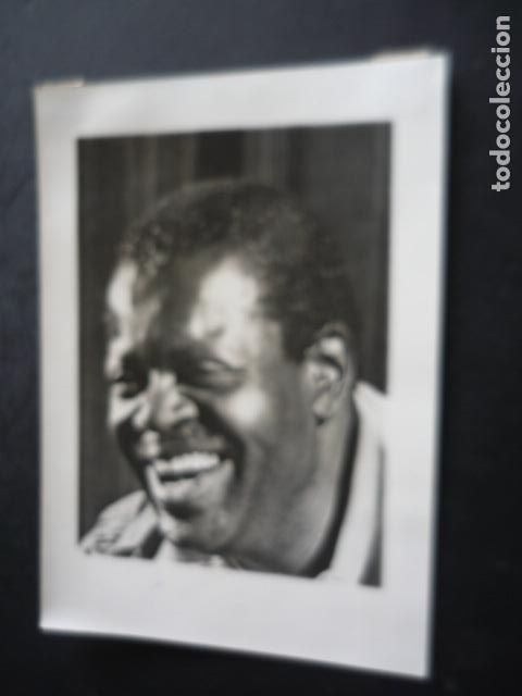 Fotograf&iacute;a antigua: MADRID FESTIVAL DE JAZZ 1982 OSCAR PETERSON FOTOGRAFIA ORIGINAL 18 X 13 CM