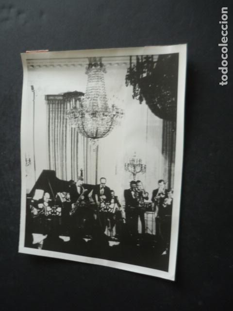 Fotografia antica: CONJUNTO MUSICAL JAZZ ANTIGUA FOTOGRAFIA ORIGINAL 18 X 15 CM