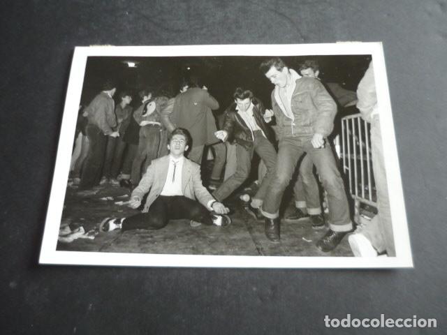 Alte Fotografie: MADRID IV FESTIVAL DE LA RADIO Y EL ESTUDIANTE ANTIGUA FOTOGRAFIA ORIGINAL 18 X 13 CM