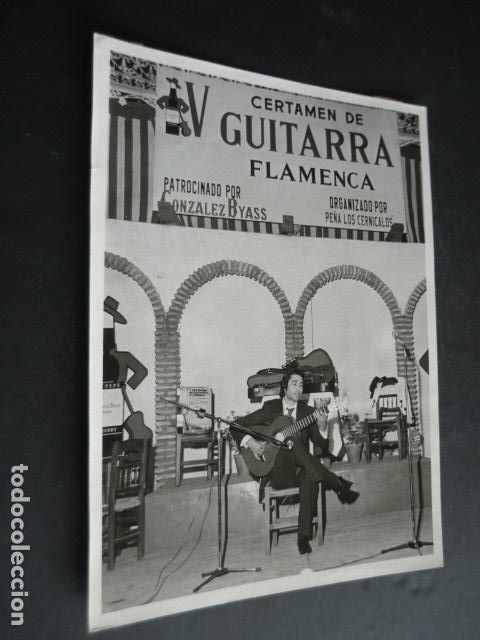 Fotografia antica: JEREZ DE LA FRONTERA CADIZ CERTAMEN DE GUITARRA FLAMENCA ANTIGUA FOTOGRAFIA ORIGINAL 18 X 24 CM