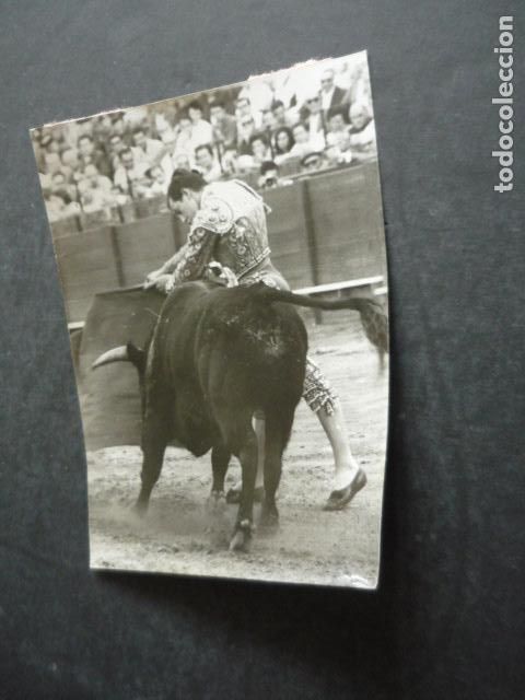 Fotografia antica: CURRO VEGA TORERO FOTOGRAFIA ORIGINAL 13 X 9 CM