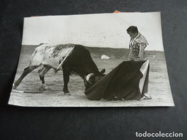 Fotografia antica: EL ROCIERO TORERO FOTOGRAFIA ORIGINAL 13 X 9 CM