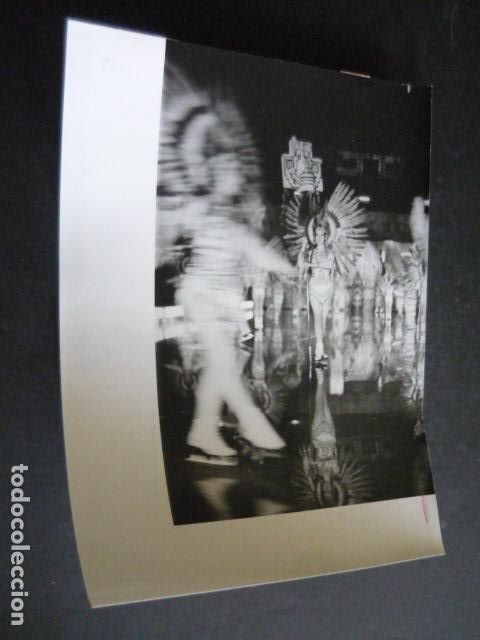 Fotografia antica: MADRID PALACIO DEPORTES PATINAJE ARTISTICO HOLIDAY ON ICE ANTIGUA FOTOGRAFIA ORIGINAL 18 X 24 CM