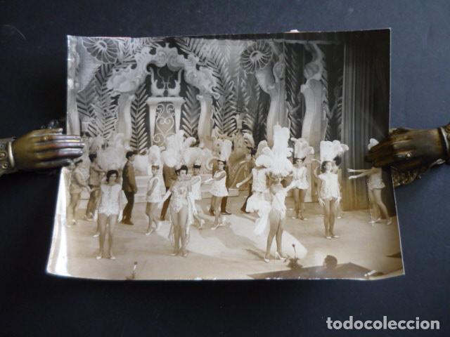 Fotografia antica: MADRID TEATRO LA LATINA REVISTA MUSICAL LAS FASCINADORAS ANTIGUA FOTOGRAFIA ORIGINAL 18 X 24 CM
