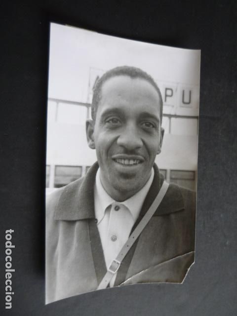 Fotografia antiga: BARCELONA THE MODERN JAZZ QUARTET CONJUNTO JAZZ ANTIGUA FOTOGRAFIA ORIGINAL 12 X 18 CM