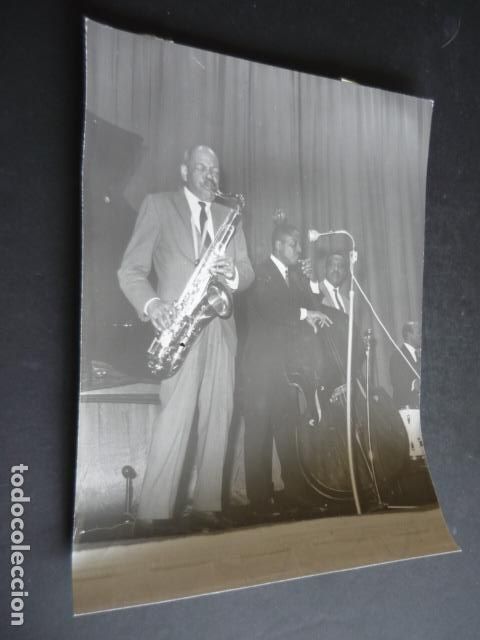 Alte Fotografie: MADRID CNE CARLOS III CONCIERTO THE MAINSTREAM JAZZ GROUP ANTIGUA FOTOGRAFIA ORIGINAL 24 X 18 CM