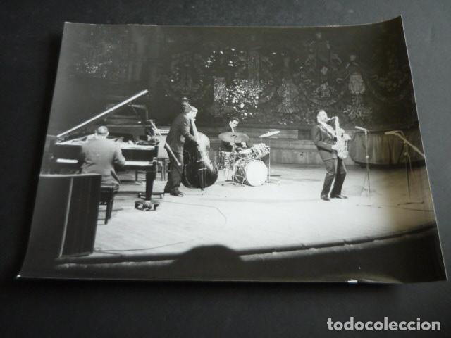 Fotografia antica: BARCELONA SEGUNDO FESTIVAL DE JAZZ ANTIGUA FOTOGRAFIA ORIGINAL 18 X 24 CM