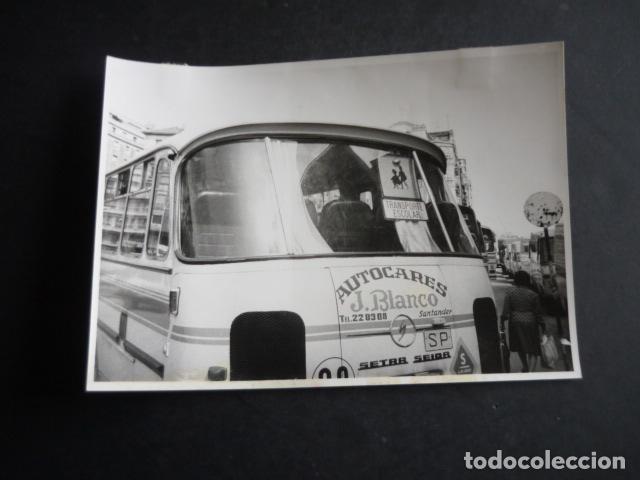 Fotograf&iacute;a antigua: AUTOBUS PARA TRANSPORTE ESCOLAR ANTIGUA FOTOGRAFIA 18 X 12 CM