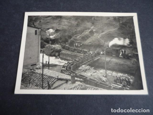 Fotografia antica: QUIROS ASTURIAS MINA CARBON POZO DE LAS CRUCES ANTIGUA FOTOGRAFIA 7,5 X 10 CM