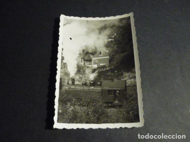 Fotograf&iacute;a antigua: ASTURIAS TREN EN ESTACION DE FERROCARRIL ANTIGUA FOTOGRAFIA A&Ntilde;OS 30 6 X 8,5 CM
