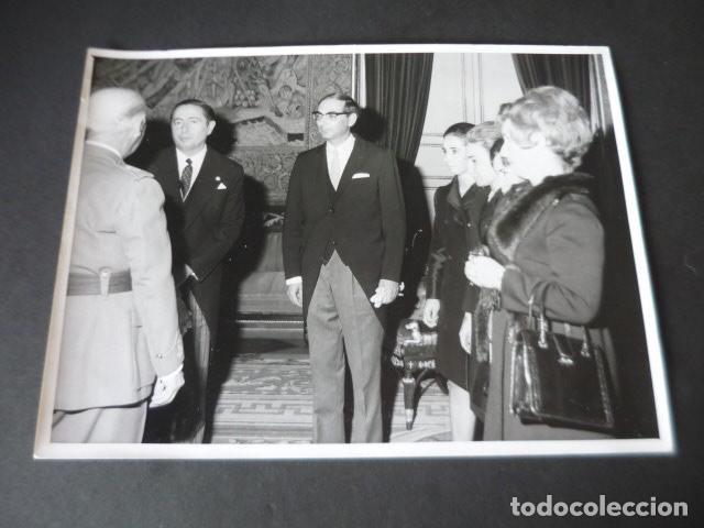 Antique Photography: GRUPO EN RECEPCION FRANCISCO FRANCO ANTIGUA FOTOGRAFIA 18 X 24 CM