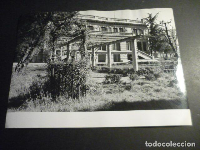 Fotograf&iacute;a antigua: MADRID EDIFICIO DE RADIODIFUSION INTERCONTINENTAL DIEGO DE LEON 50 ANTIGUA FOTOGRAFIA 17 X 23 CM