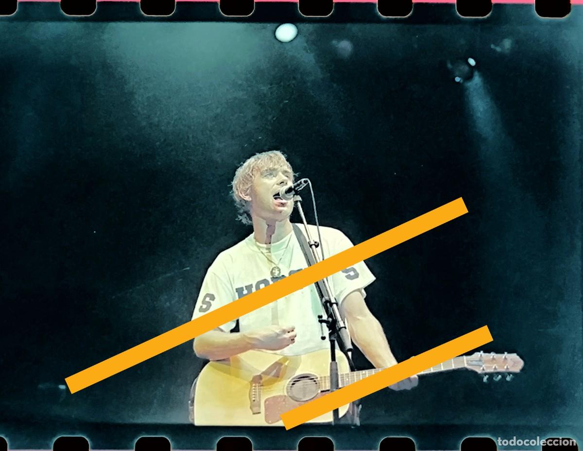 Fotograf&iacute;a antigua: Negativo de fotograf&iacute;a. Blur. Banda musical de rock brit&aacute;nica. Damon Albarn. Benicassim a&ntilde;os 90.