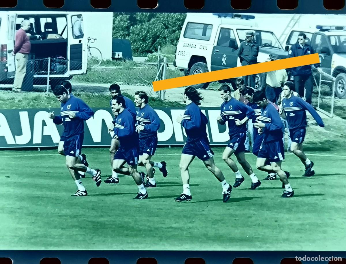 Fotograf&iacute;a antigua: Antiguo negativo de fotograf&iacute;a. Selecci&oacute;n espa&ntilde;ola de f&uacute;tbol. Concentraci&oacute;n Espa&ntilde;a. A&ntilde;os 90