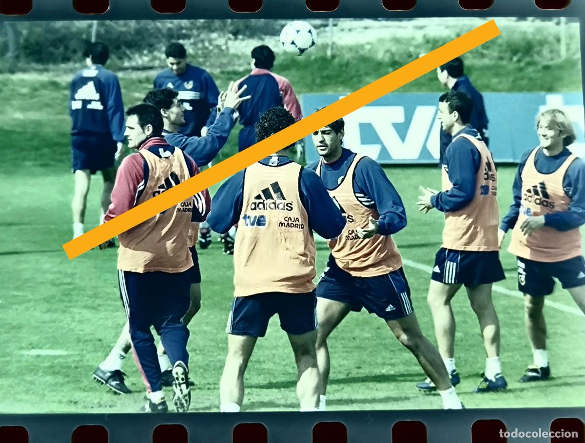 Fotograf&iacute;a antigua: Antiguo negativo de fotograf&iacute;a. Selecci&oacute;n espa&ntilde;ola de f&uacute;tbol. Concentraci&oacute;n Espa&ntilde;a. A&ntilde;os 90