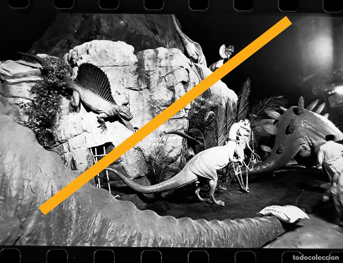 Fotograf&iacute;a antigua: Antiguo negativo de fotograf&iacute;a. Falla. Fallas de Valencia. A&ntilde;o 1995