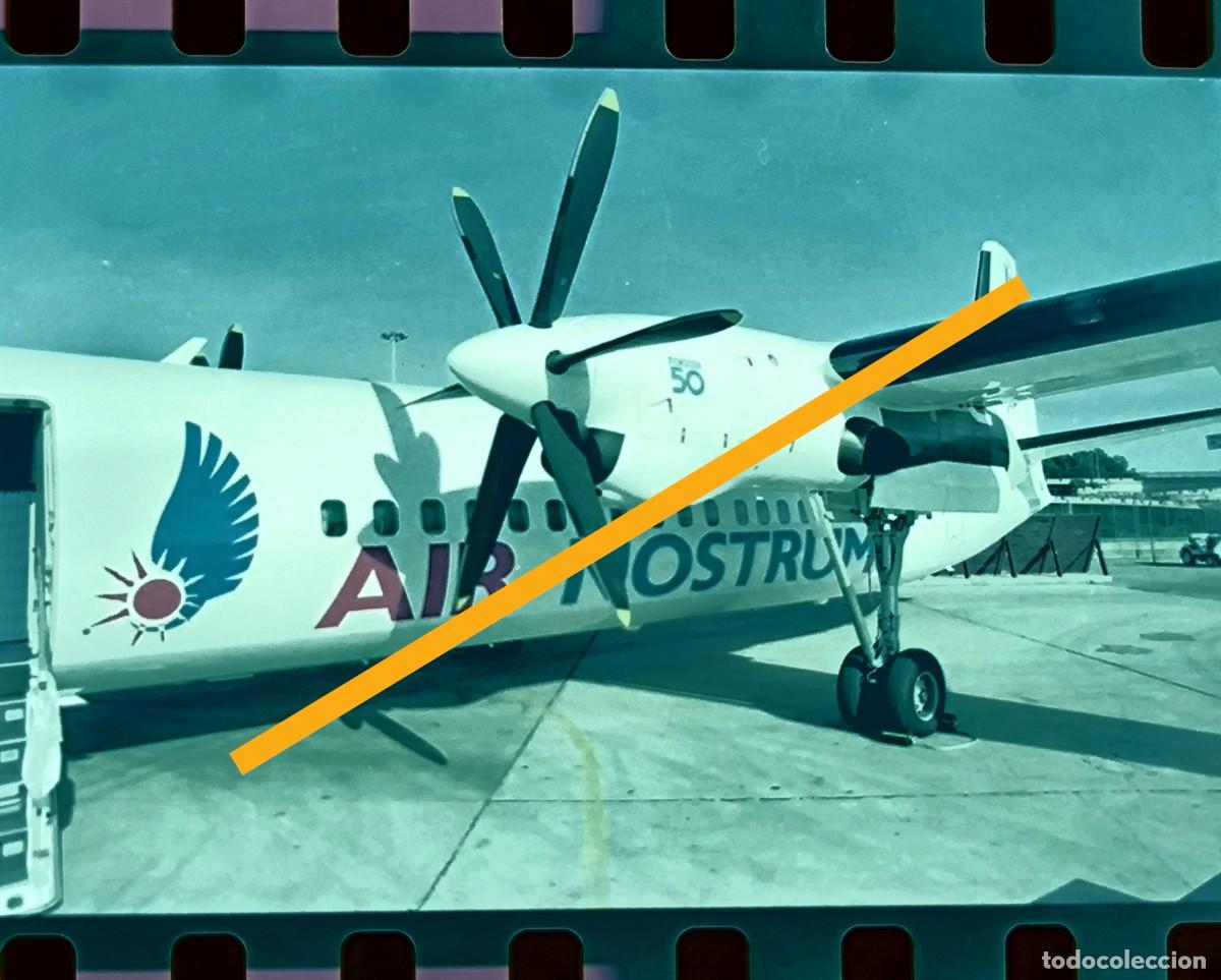 Fotograf&iacute;a antigua: Antiguo negativo de fotograf&iacute;a. Avi&oacute;n de la compa&ntilde;&iacute;a Air Nostrum. A&ntilde;o 1994