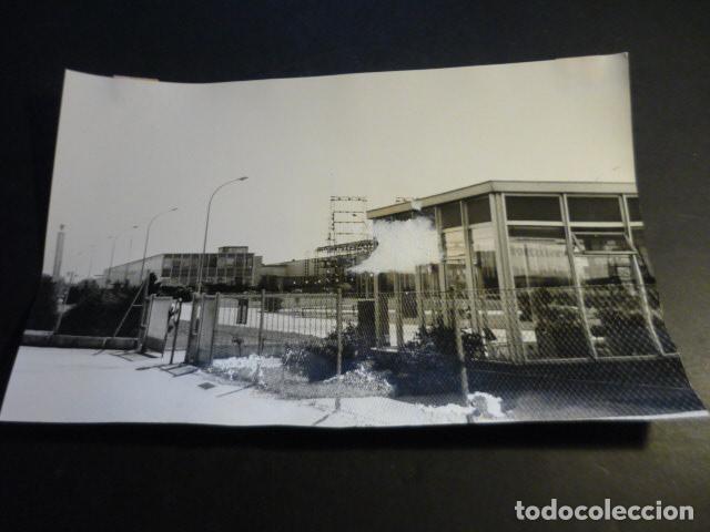 Antique Photography: BURGOS FACTORIA FIRESTONE ANTIGUA FOTOGRAFIA 16 X 24 CM