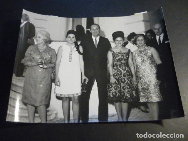 Antique Photography: MADRID INAUGURACION BOUTIQUE BIQUE MARQUES DE GIBRALEON ANTIGUA FOTOGRAFIA 18 X 23 CM