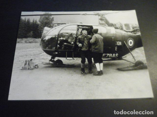 Antique Photography: SALVAMENTO DE ALPINISTAS EN EL MONTBLANC HELICOPTERO ANTIGUA FOTOGRAFIA 1965 18 X 24 CM
