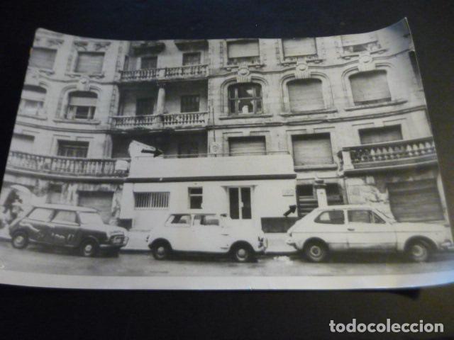 Fotografia antica: SAN SEBASTIAN SECUESTRO DEL CONSUL DE PORTUGAL TERRORISMO ETA ANTIGUA FOTOGRAFIA 20 X 30 CM