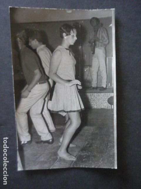 Fotograf&iacute;a antigua: SALA DE FIESTAS 1966 ANTIGUA FOTOGRAFIA 9 X 14 CM