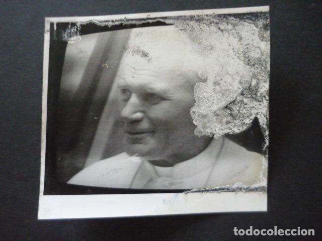 Fotograf&iacute;a antigua: PAPA JUAN PABLO II AUTOMOVILISMO ANTIGUA FOTOGRAFIA 14 X 13 CM