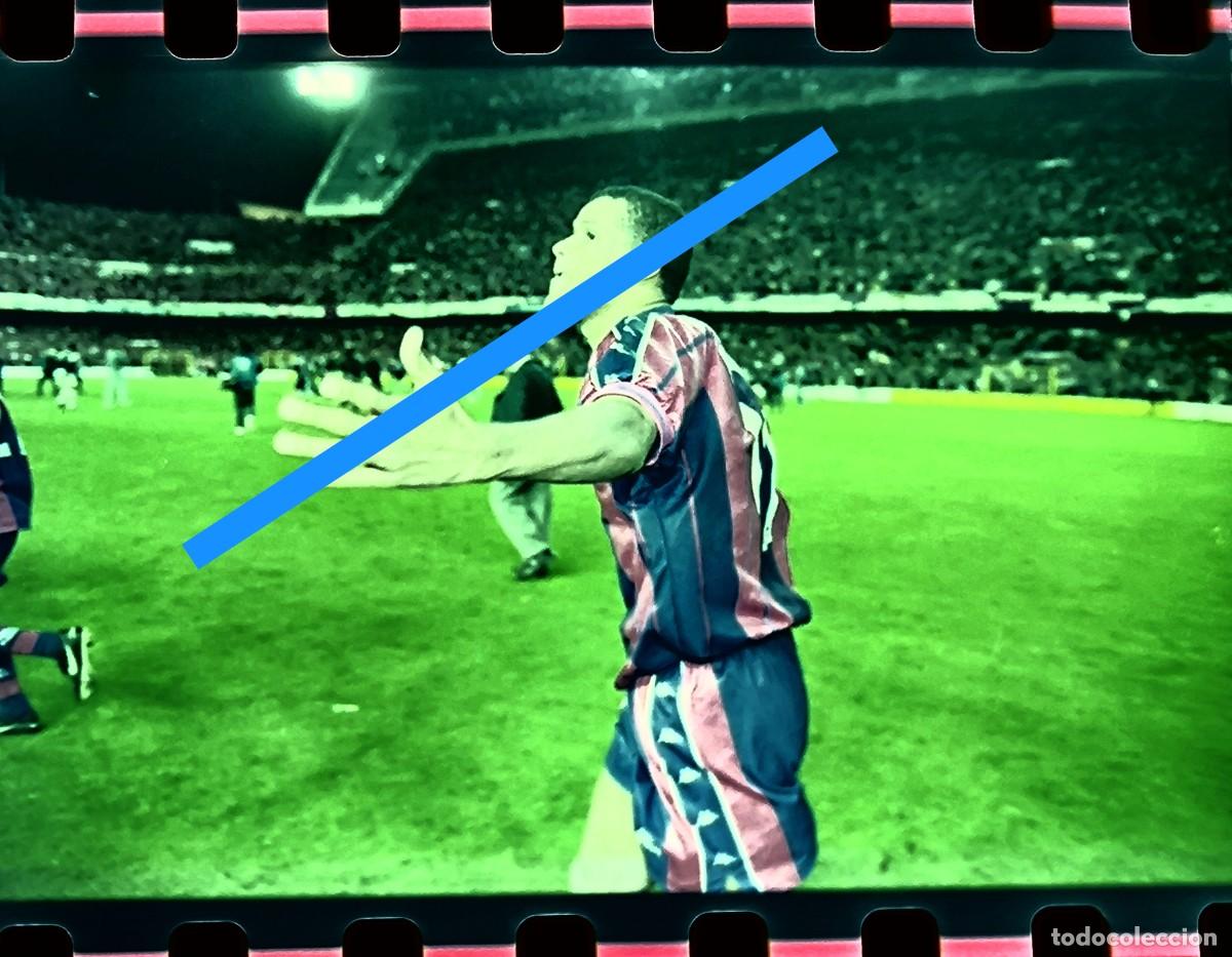 Fotografia antica: Negativo de fotograf&iacute;a. Jugador de f&uacute;tbol Rivaldo. FC Barcelona.