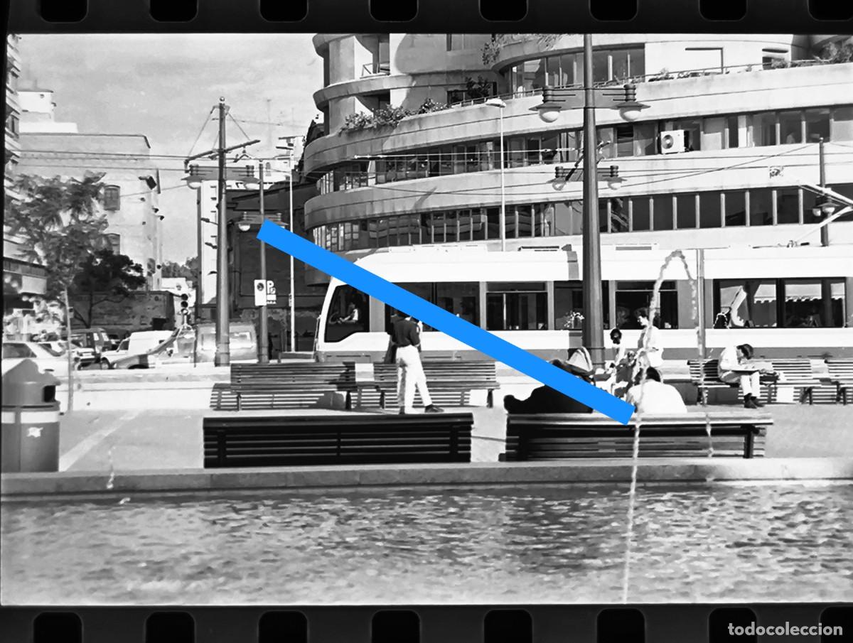 Fotograf&iacute;a antigua: Antiguo negativo de fotograf&iacute;a. Tranv&iacute;a. Valencia. A&ntilde;o 1994