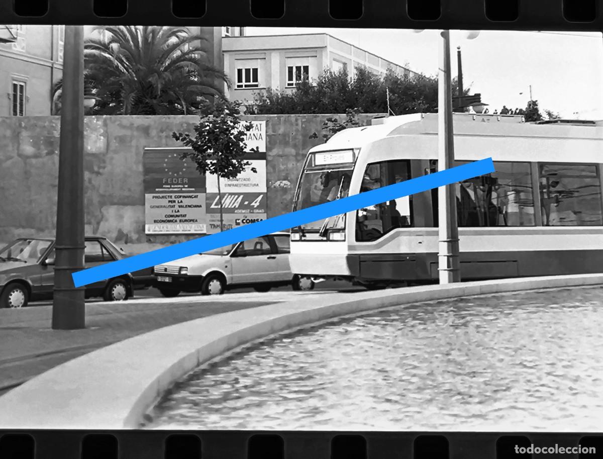 Fotograf&iacute;a antigua: Antiguo negativo de fotograf&iacute;a. Tranv&iacute;a. Valencia. A&ntilde;o 1994