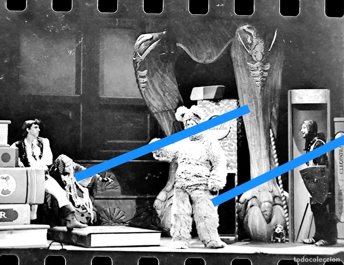 Fotograf&iacute;a antigua: Antiguo negativo de fotograf&iacute;a. &Oacute;pera - Teatro infantil. Espect&aacute;culo profesional. A&ntilde;os 80 90