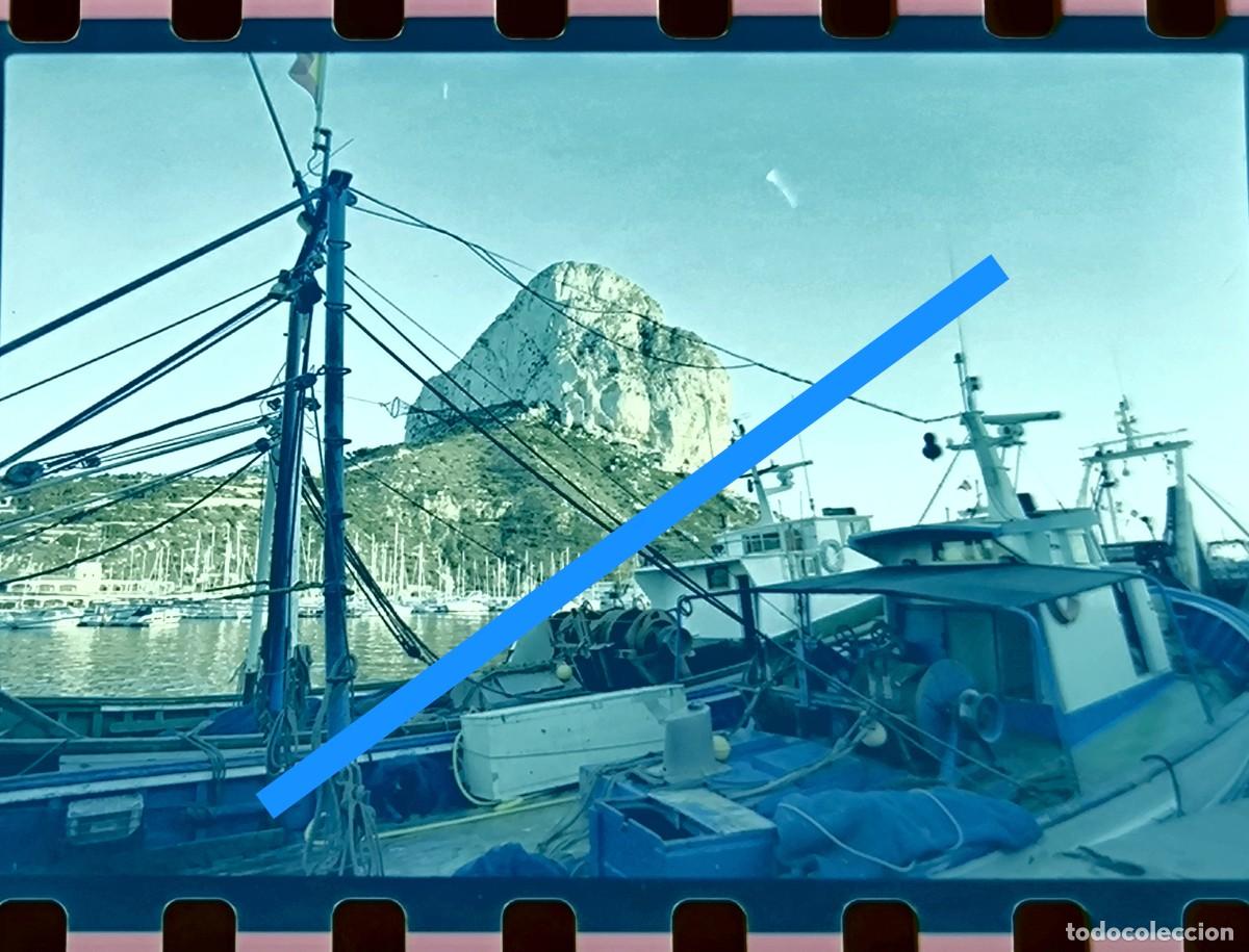 Fotograf&iacute;a antigua: Antiguo negativo de fotograf&iacute;a. Calpe Alicante. Barco pesquero. A&ntilde;os 90