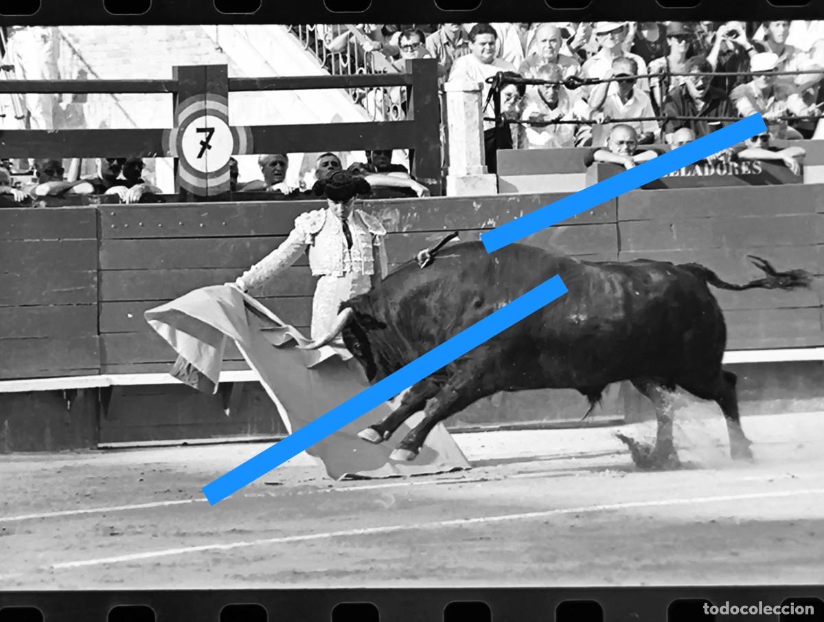 Fotograf&iacute;a antigua: Antiguo negativo de fotograf&iacute;a. Torero C&eacute;sar Rinc&oacute;n. Corrida de toros. A&ntilde;o 1992