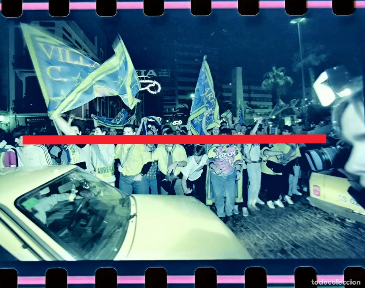 Fotograf&iacute;a antigua: Negativo de fotograf&iacute;a. Celebraci&oacute;n ascenso primera divisi&oacute;n. Villarreal club de f&uacute;tbol. A&ntilde;o 1998