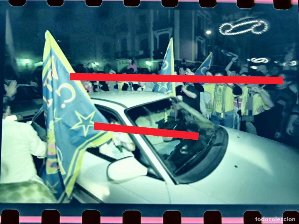 Fotograf&iacute;a antigua: Negativo de fotograf&iacute;a. Celebraci&oacute;n ascenso primera divisi&oacute;n. Villarreal club de f&uacute;tbol. A&ntilde;o 1998