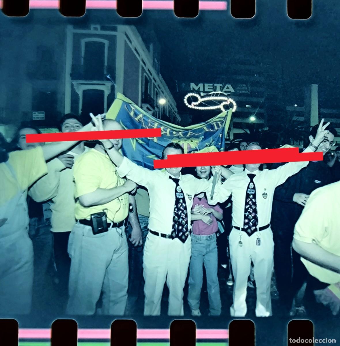 Alte Fotografie: Negativo de fotograf&iacute;a. Celebraci&oacute;n ascenso primera divisi&oacute;n. Villarreal club de f&uacute;tbol. A&ntilde;o 1998