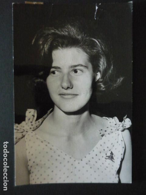 Fotografia antiga: MADRID SE&Ntilde;ORITAS ALTA SOCIEDAD GALA DE DEBUTANTES 1965 ANTIGUA FOTOGRAFIA 12 X 18 CM