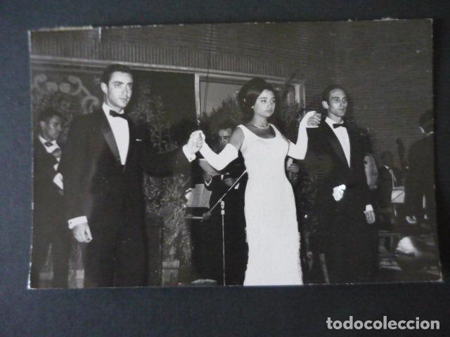 Fotografia antiga: MADRID SE&Ntilde;ORITAS ALTA SOCIEDAD GALA DE DEBUTANTES 1965 ANTIGUA FOTOGRAFIA 12 X 18 CM