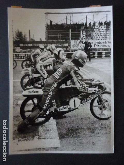 Fotograf&iacute;a antigua: RICARDO TORMO CORREDOR MOTOCICLISMO PREMIO OTO&Ntilde;O JARAMA 1979 ANTIGUA FOTOGRAFIA 18 X 13 CM