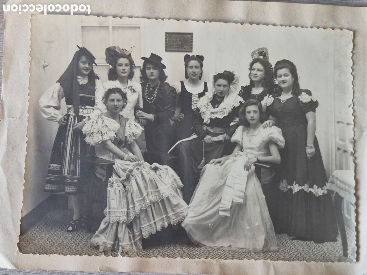 Fotograf&iacute;a antigua: Fotograf&iacute;a Grupo de Mujeres Traje Regional Canarias - 15,5 x 11,3 cm. - Antigua - EXCELENTE