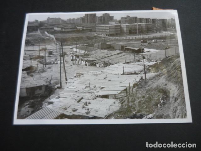 Fotograf&iacute;a antigua: MADRID VALLECAS CHABOLAS TEJAR DE LUIS GOMEZ ANTIGUA FOTOGRAFIA ORIGINAL 13 X 18 CM