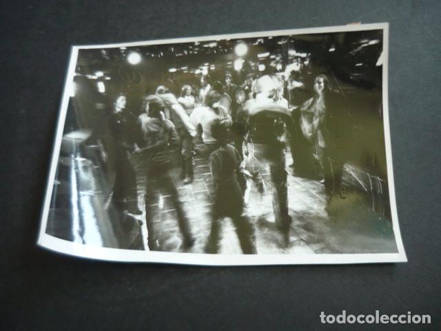 Fotograf&iacute;a antigua: MADRID DISCOTECA ANTIGUA FOTOGRAFIA ORIGINAL 18 X 13 CM