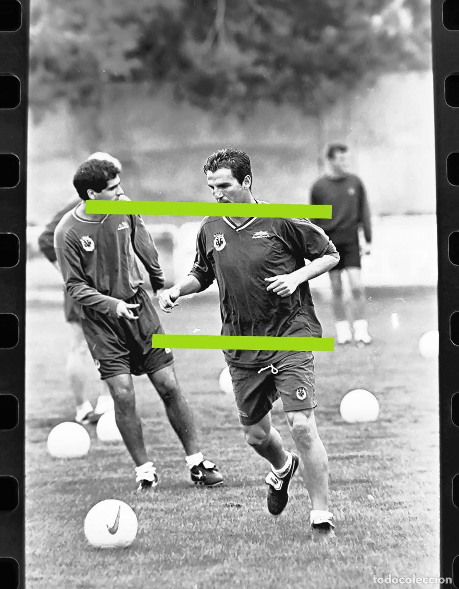 Fotografia antiga: Negativo de fotograf&iacute;a. Villarreal club de f&uacute;tbol. 1998 a&ntilde;o del ascenso.