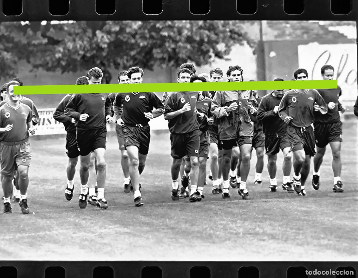 Fotografia antiga: Negativo de fotograf&iacute;a. Villarreal club de f&uacute;tbol. 1998 a&ntilde;o del ascenso.