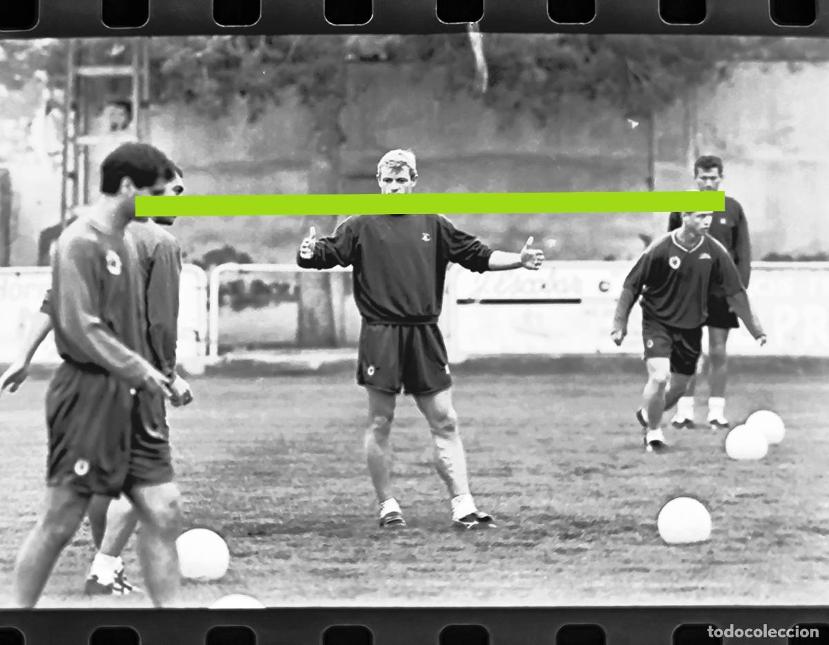Fotografia antiga: Negativo de fotograf&iacute;a. Villarreal club de f&uacute;tbol. 1998 a&ntilde;o del ascenso.