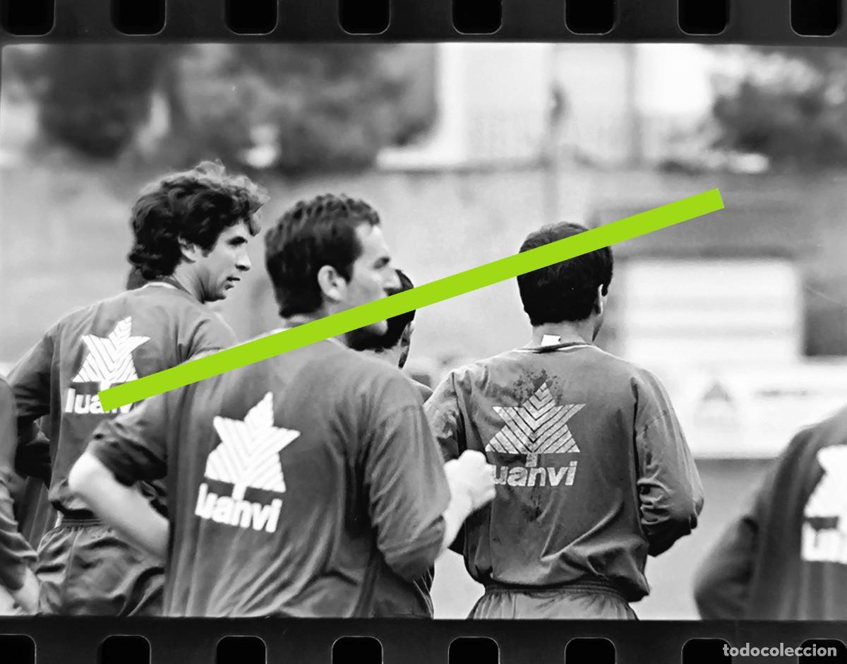 Fotografia antiga: Negativo de fotograf&iacute;a. Villarreal club de f&uacute;tbol. 1998 a&ntilde;o del ascenso.