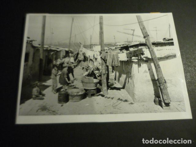 Fotograf&iacute;a antigua: MADRID VALLECAS BARRIO DE LA CELSA ANTIGUA FOTOGRAFIA ORIGINAL 13 X 18 CM