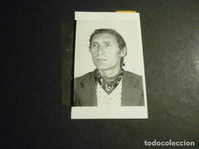 Fotograf&iacute;a antigua: MADRID VALLECAS DISTURBIOS ENTRE GITANOS FOTO POLICIAL ANTIGUA FOTOGRAFIA ORIGINAL 4,5 X 7,5 CM